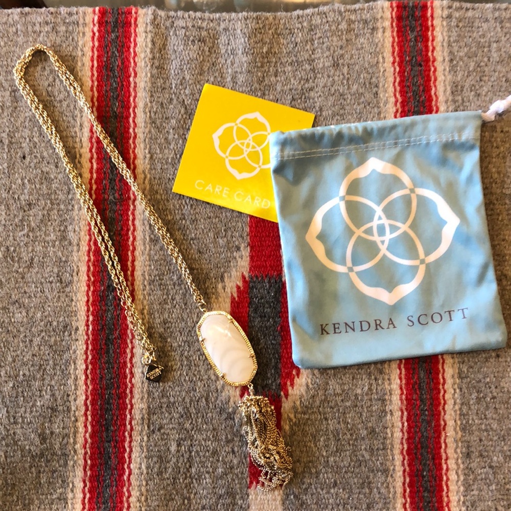 NWOT Kendra Scott Rayne Necklace Gold Ivory Pearl Pendant Statement Jewelry